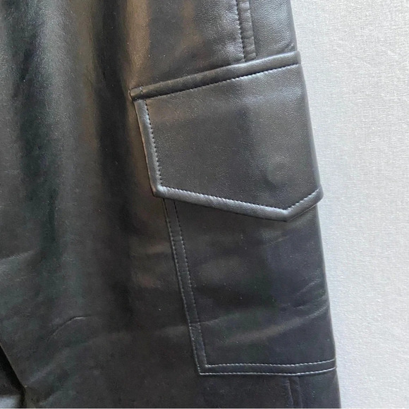 Wilfred Aritzia Modern Vegan Leather High rise Cargo Pants Sz 00 - Picture 5 of 15